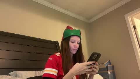 yourstrulylivy online show from 12-25-24, 06:19