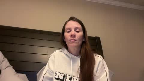 yourstrulylivy online show from 12-27-24, 03:20