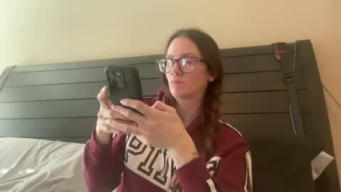 yourstrulylivy online show from 01-23-25, 06:14