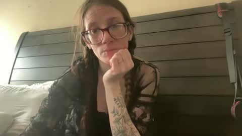 yourstrulylivy online show from 02-20-25, 05:40