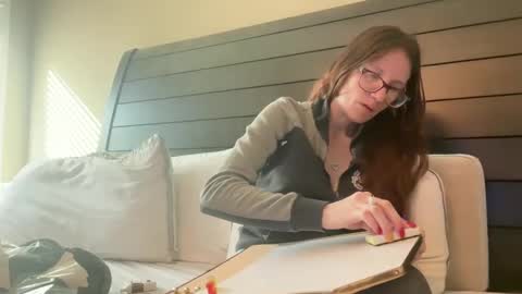 yourstrulylivy online show from 02-25-25, 03:49