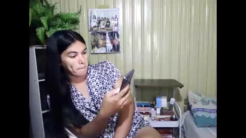 yoursubmissive_larah online show from 05-16-26, 01:54