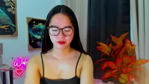 yourtinybunny online show from 12-04-25, 05:17