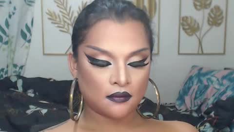 Snapshot of yourtrannyqueenxxx chatting on 09-29-25, 04:06 Anastacia Grey online show from 09-29-25, 04:06