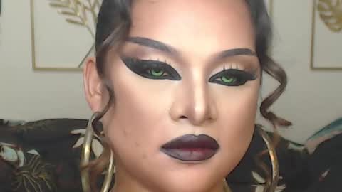 Snapshot of yourtrannyqueenxxx chatting on 10-14-25, 10:32 Anastacia Grey online show from 10-14-25, 10:32