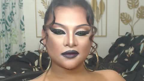 Snapshot of yourtrannyqueenxxx chatting on 10-23-25, 10:30 Anastacia Grey online show from 10-23-25, 10:30