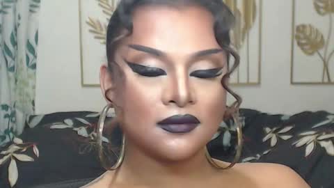 Snapshot of yourtrannyqueenxxx chatting on 11-04-25, 10:53 Anastacia Grey online show from 11-04-25, 10:53