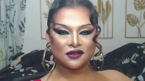 Snapshot of yourtrannyqueenxxx chatting on 11-07-25, 10:21 Anastacia Grey online show from 11-07-25, 10:21