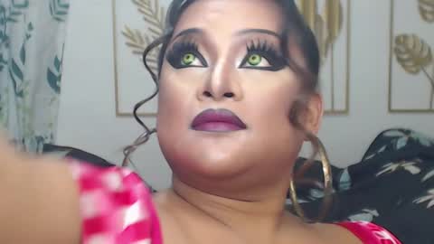 Snapshot of yourtrannyqueenxxx chatting on 11-09-25, 10:30 Anastacia Grey online show from 11-09-25, 10:30