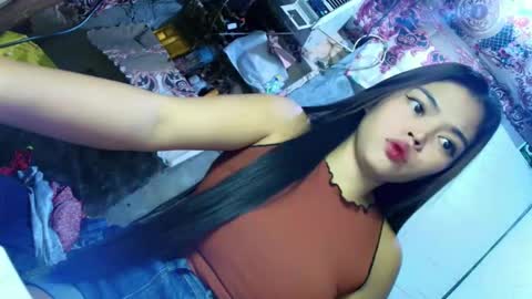 angela online show from 03-18-26, 02:04