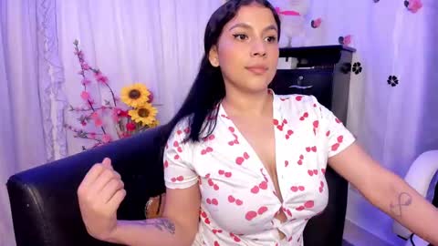 Snapshot of yousexygirl_ chatting on 09-27-25, 05:01 yousexygirl_ online show from 09-27-25, 05:01