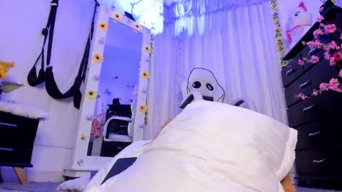 Snapshot of yousexygirl_ chatting on 10-03-25, 11:46 yousexygirl_ online show from 10-03-25, 11:46