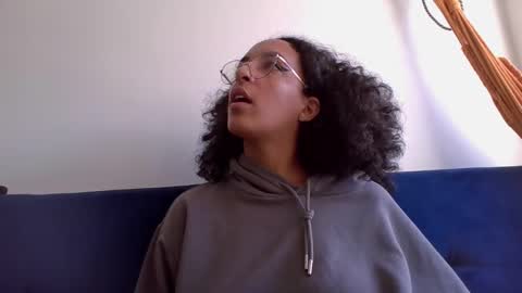 elizabeth  ju   online show from 12-08-24, 07:00