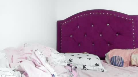 elizabeth  ju   online show from 12-30-24, 10:55