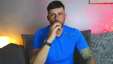 youzername2 online show from 04-05-26, 11:24