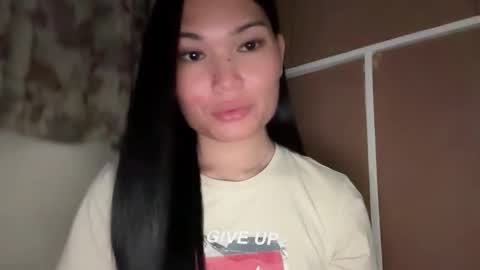 yrdrmgrl_jennie26 online show from 02-07-26, 06:11