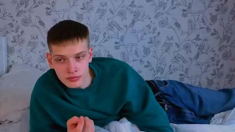 yrshela online show from 04-12-26, 10:37