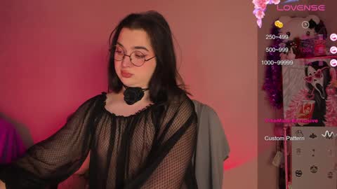 Ysabell online show from 01-03-25, 02:51