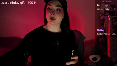 Snapshot of ysabell_viveris chatting on 03-21-26, 11:26 Ysabell online show from 03-21-26, 11:26