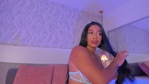 ysabellha online show from 02-05-26, 11:42