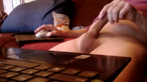 ytsim58 online show from 12-31-24, 06:02