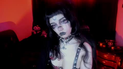 Snapshot of yueeclipsa chatting on 05-03-26, 04:51 Yue Eclipsa online show from 05-03-26, 04:51