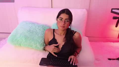 Yurani online show from 12-16-24, 10:24