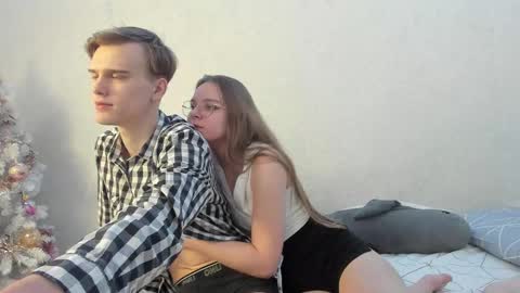 Yue Lang and Samm online show from 02-16-25, 08:00