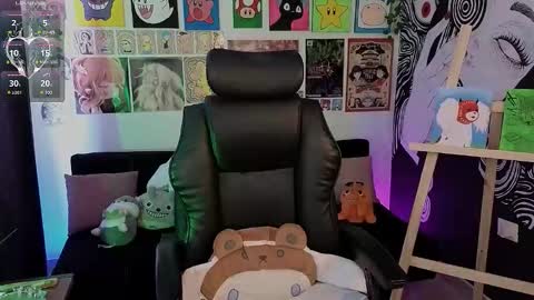    rawr   Anne Independent model      online show from 03-25-26, 06:25