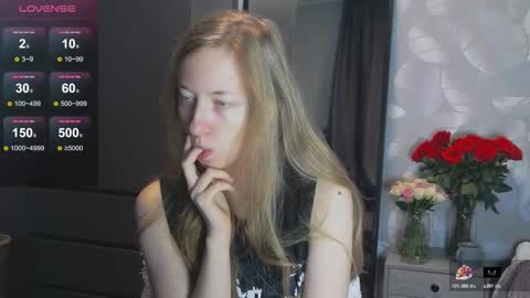 Snapshot of yuki_bloom chatting on 10-20-25, 07:42 yuki_bloom online show from 10-20-25, 07:42