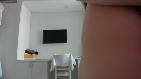 Yuki online show from 05-11-26, 04:18