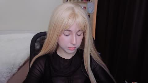 Misa online show from 09-24-25, 04:54