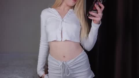 Misa online show from 10-03-25, 04:48