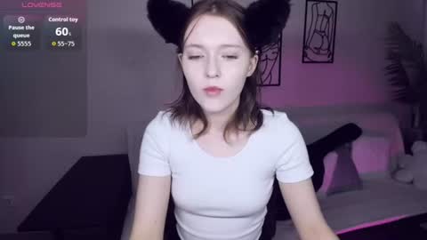 YukiShine online show from 06-19-26, 04:28