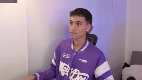 yulian_vasquez online show from 09-23-25, 12:19