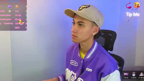 yulian_vasquez online show from 10-03-25, 12:13