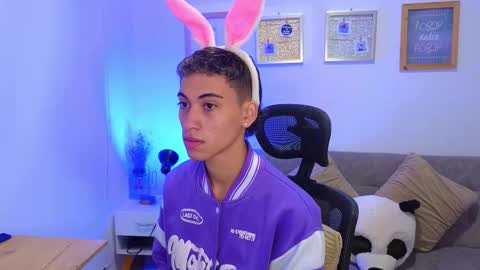 yulian_vasquez online show from 12-18-25, 12:22