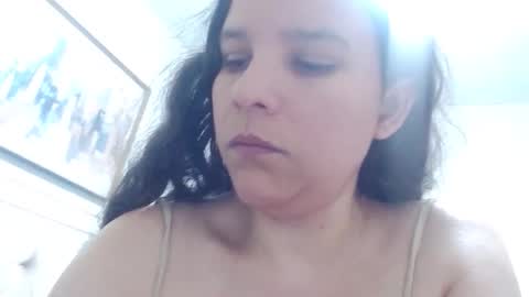 Snapshot of yuliana_25 chatting on 04-05-26, 10:40 yuliana_25 online show from 04-05-26, 10:40