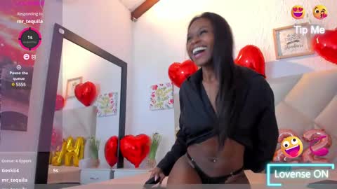 Yuliana online show from 02-15-25, 03:28