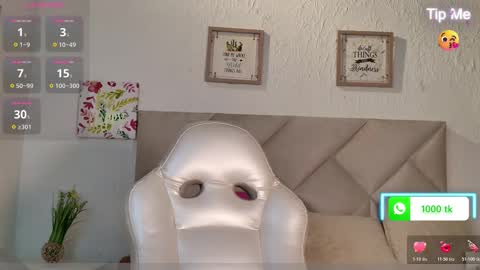 Yuliana online show from 12-20-25, 06:48