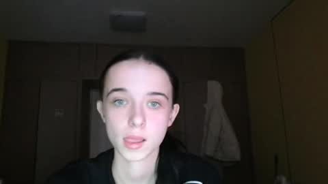 Yuliia online show from 11-28-25, 09:12