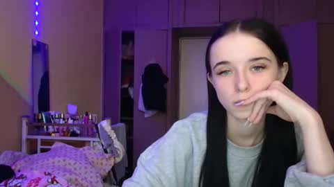 Snapshot of yuliastar chatting on 03-27-26, 01:22 Yuliia online show from 03-27-26, 01:22