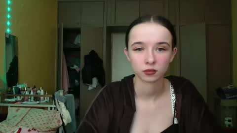 Snapshot of yuliastar chatting on 04-01-26, 02:14 Yuliia online show from 04-01-26, 02:14