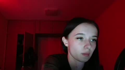Snapshot of yuliastar chatting on 04-17-26, 07:06 Yuliia online show from 04-17-26, 07:06