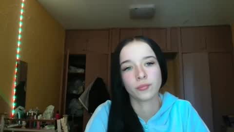 Snapshot of yuliastar chatting on 04-29-26, 08:07 Yuliia online show from 04-29-26, 08:07