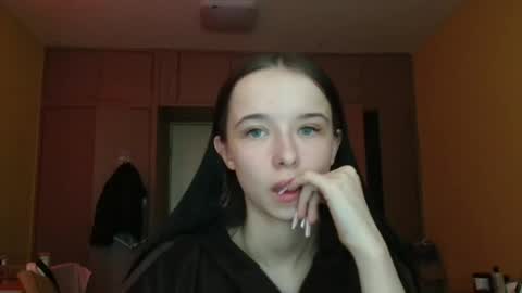 Snapshot of yuliastar chatting on 05-11-26, 09:48 Yuliia online show from 05-11-26, 09:48