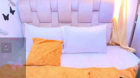 Snapshot of yulina_xue chatting on 07-24-26, 07:01 Yulina online show from 07-24-26, 07:01