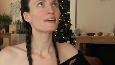 Snapshot of yulladao chatting on 12-05-24, 02:00 yulla dao online show from 12-05-24, 02:00