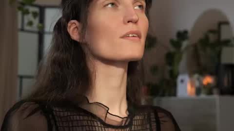 Snapshot of yulladao chatting on 10-23-25, 03:44 yulla dao online show from 10-23-25, 03:44