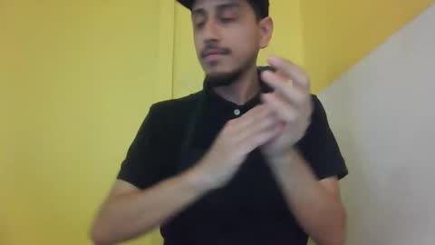 Snapshot of yumamaniac chatting on 01-14-26, 12:05 yumamaniac online show from 01-14-26, 12:05